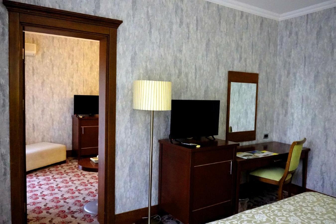 Queen Thermal Resort Hotel Emet Exterior photo